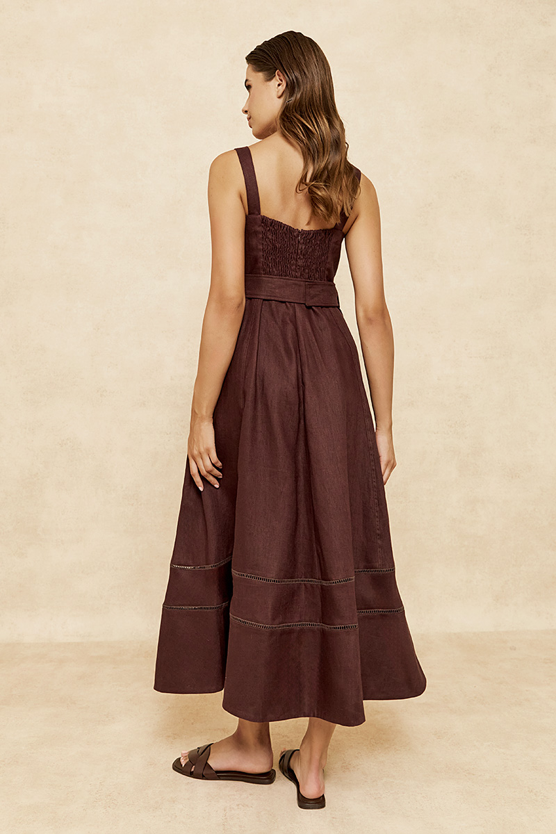 DRESS WITH BELT AND BRAID AT THE FINISH