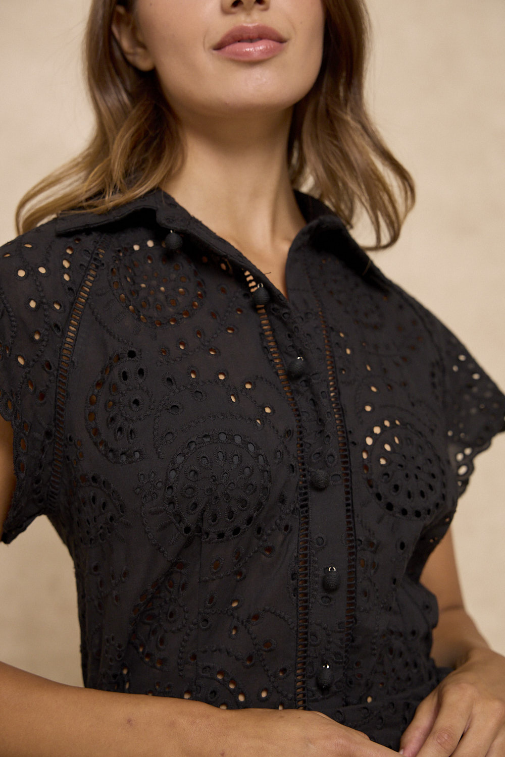 EMBROIDERED SHIRT