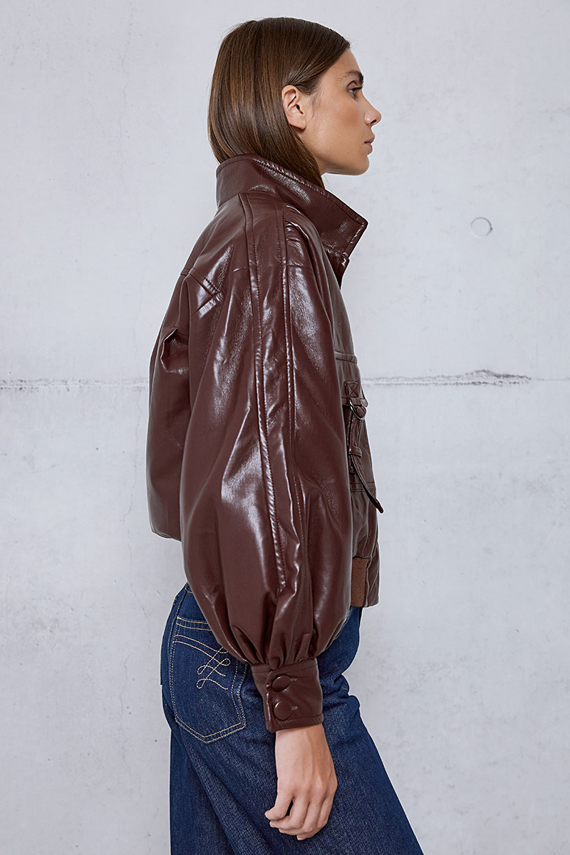 BOMBER JACKET WITH A LEATHER TEXTURE