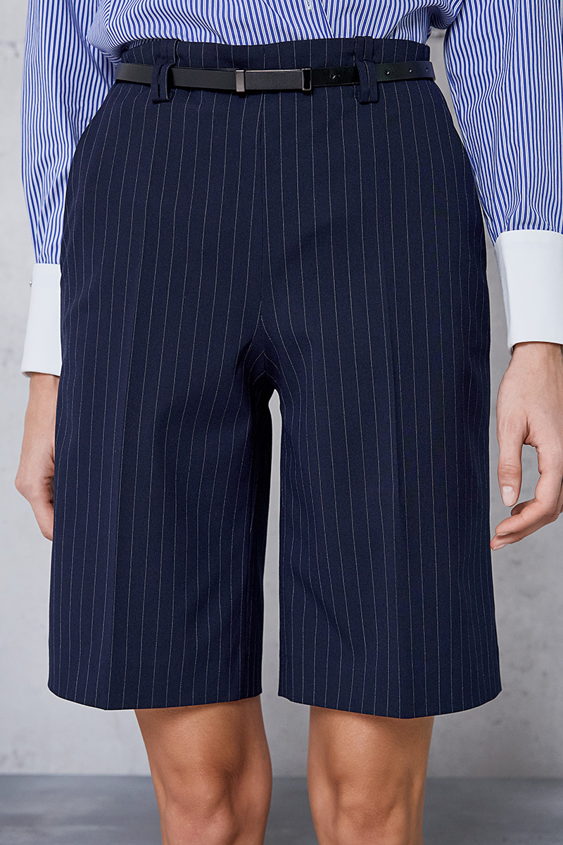 STRIPED BERMUDA WITH BELT