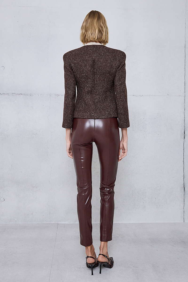 TROUSER WITH A LEATHER TEXTURE