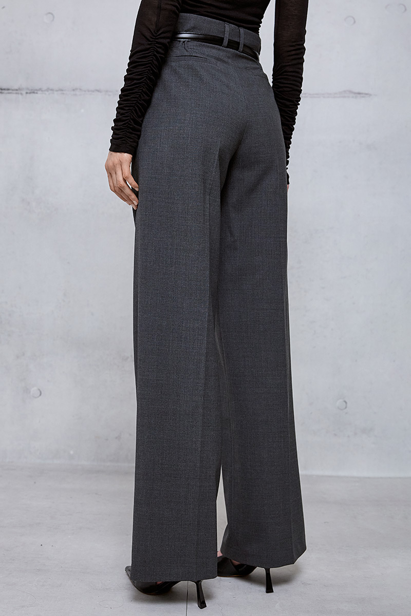 STRAIGHT-LEG PANTS