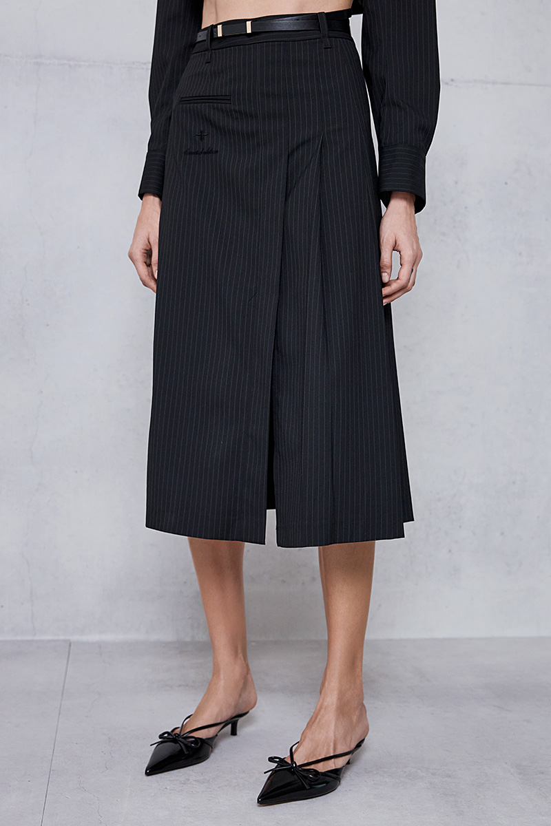 STRIPED SKIRT WITH BELTS