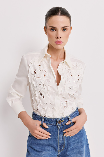 SHIRT WITH EMBROIDERY DETAILS